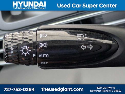 Used 2025 Hyundai Elantra Sport FWD image 27
