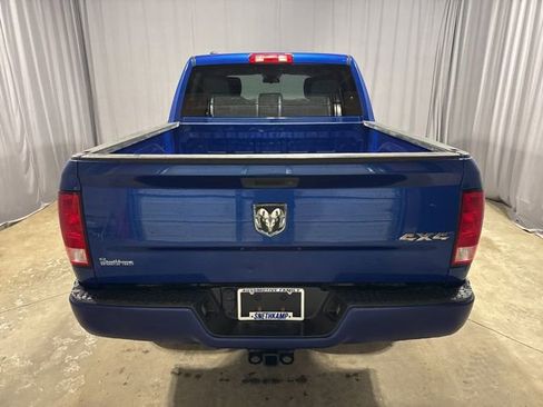 Used 2017 RAM 1500 Express AWD/4WD image 24