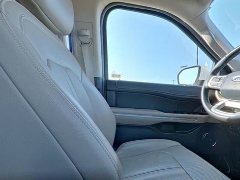 Used 2024 Ford Expedition Max Limited AWD/4WD image 30