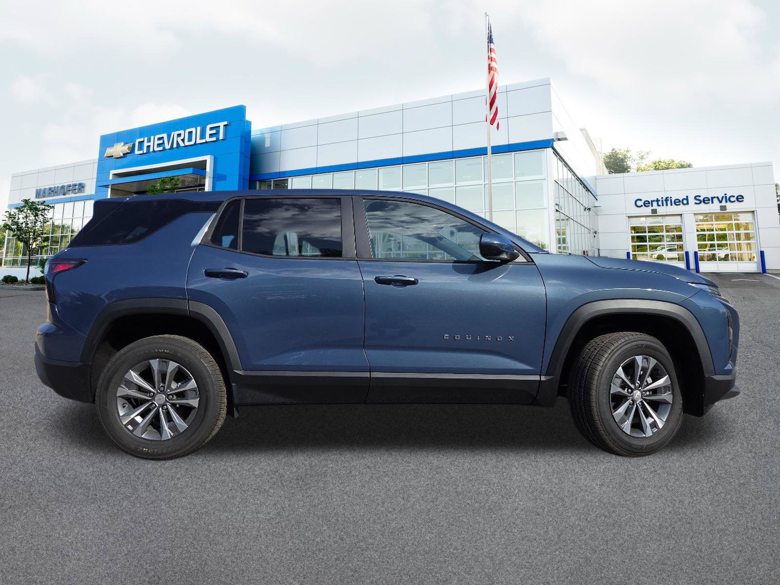 New 2027 Chevrolet Equinox LT w/ Convenience Package II FWD image 22
