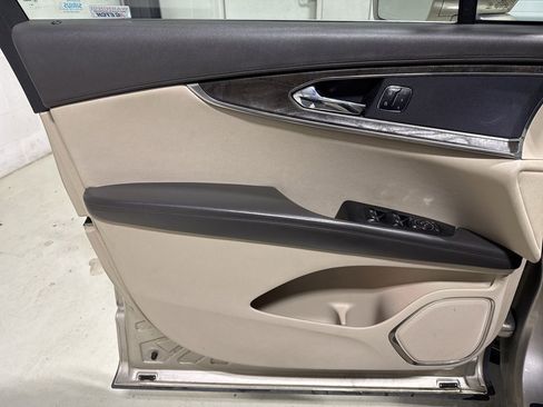 Used 2017 Lincoln MKX Reserve image 13