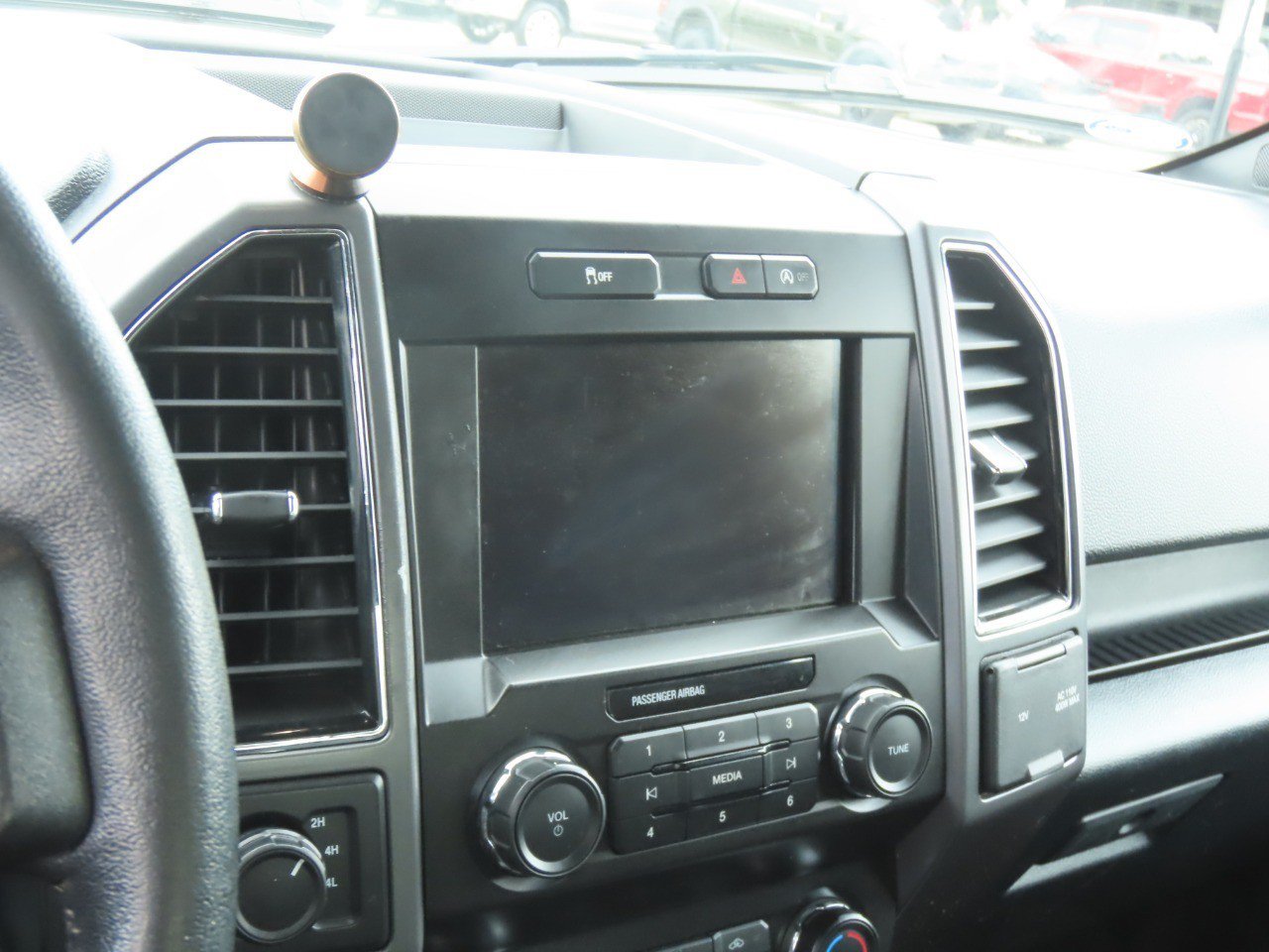 Used 2019 Ford F150 XLT w/ Equipment Group 301A Mid AWD/4WD image 29