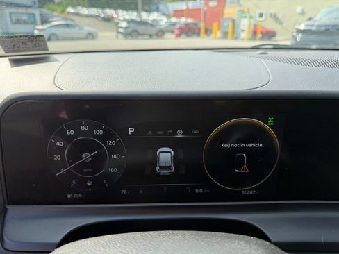Used 2024 Kia Seltos SX w/ SX Sunroof Package AWD/4WD image 16