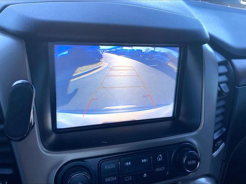 Used 2019 GMC Yukon XL Denali w/ Open Road Package image 26