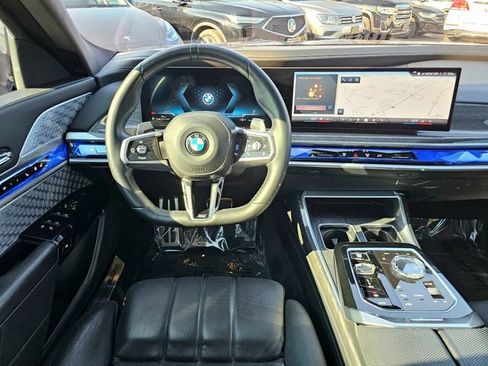 Used 2023 BMW 760i xDrive 760i xDrive w/ Executive Package image 28