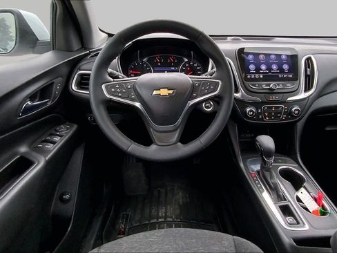 Used 2023 Chevrolet Equinox LT FWD image 6