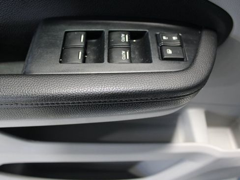 Used 2022 Honda Pilot Special Edition image 11