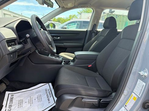 Used 2023 Honda CR-V LX image 18