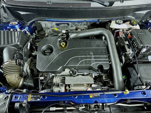 Used 2023 GMC Terrain SLT w/ Tech Package image 41