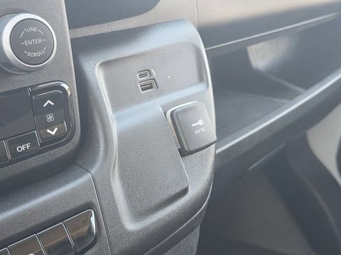 Used 2025 RAM ProMaster 2500 w/ Convenience Group FWD image 27