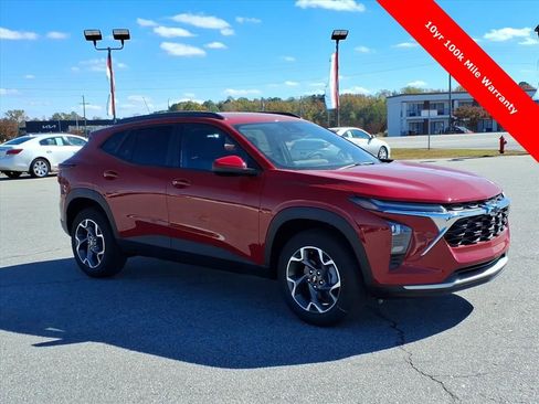 New 2026 Chevrolet Trax LT w/ Driver Confidence Package image 7