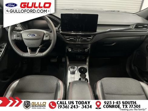 Used 2025 Ford Escape ST-Line w/ Tech Pack #1 FWD image 12