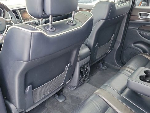 Used 2014 Jeep Grand Cherokee Overland image 9