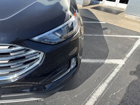 Used 2022 Ford Edge SEL w/ Convenience Package image 42