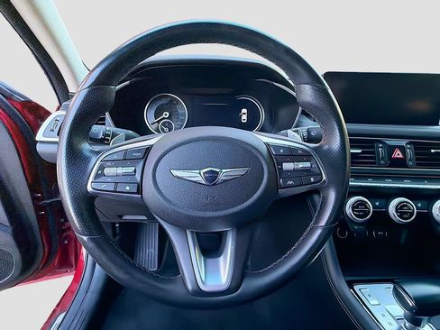 Used 2022 Genesis G70 2.0T RWD image 11