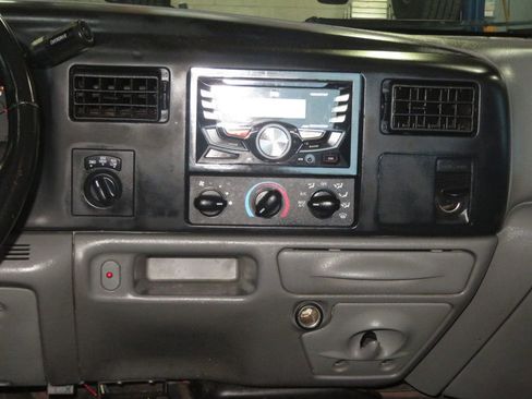 Used 2004 Ford F250 4x4 Crew Cab Super Duty image 41