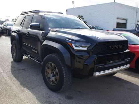 Used 2025 Toyota 4Runner Trailhunter image 2