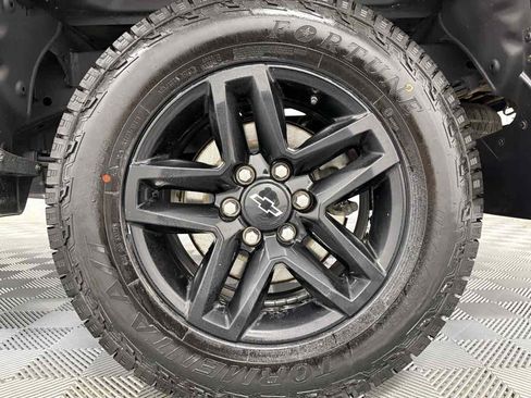 Used 2022 Chevrolet Silverado 1500 Custom Trail Boss image 24