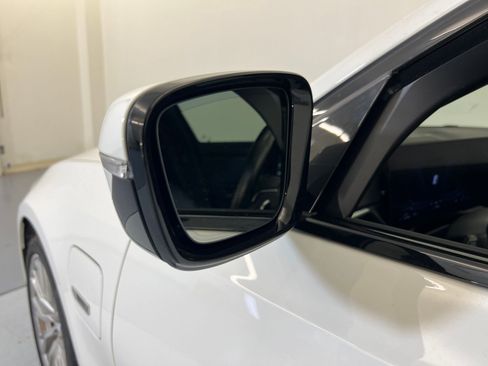 Used 2023 BMW 330e 330e w/ Convenience Package image 21