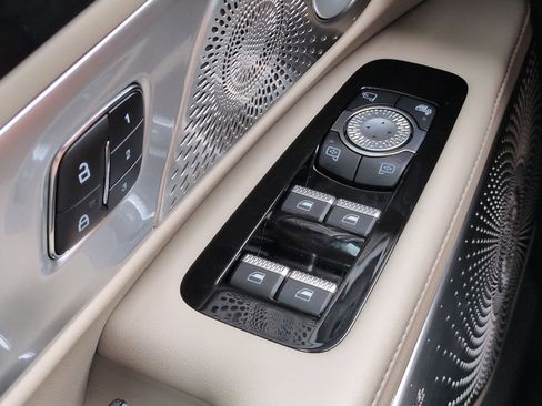 Certified 2025 Lincoln Nautilus Reserve AWD/4WD image 25