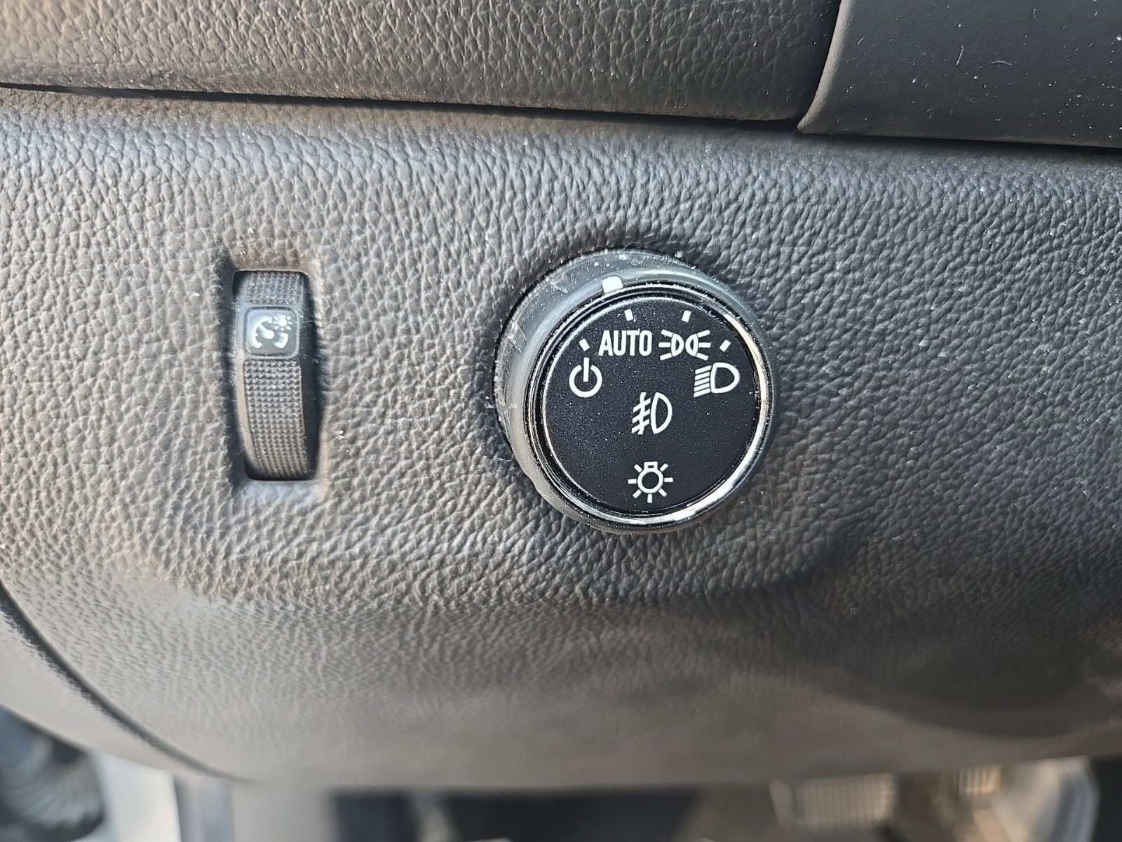 Used 2016 GMC Canyon SLT RWD image 12