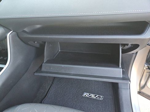 Used 2024 Toyota RAV4 XLE w/ Convenience Package image 31