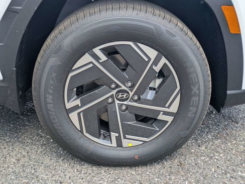 New 2026 Hyundai Tucson Blue SE AWD/4WD image 11