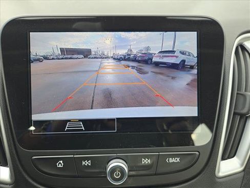 Used 2023 Chevrolet Malibu LT w/ Driver Confidence Package image 14