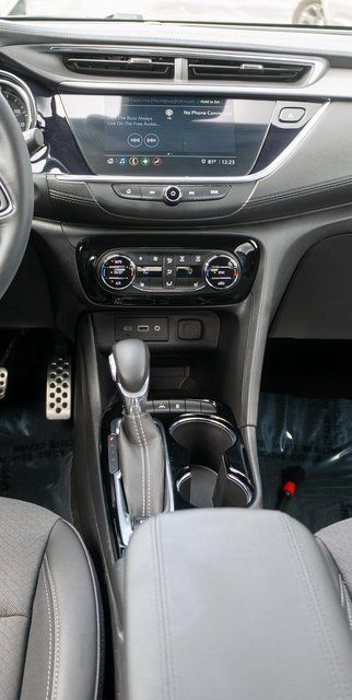 Used 2023 Buick Encore GX Select w/ Sport Touring Package FWD image 15