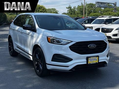 Certified 2023 Ford Edge SE w/ Black Appearance Package AWD/4WD image 1