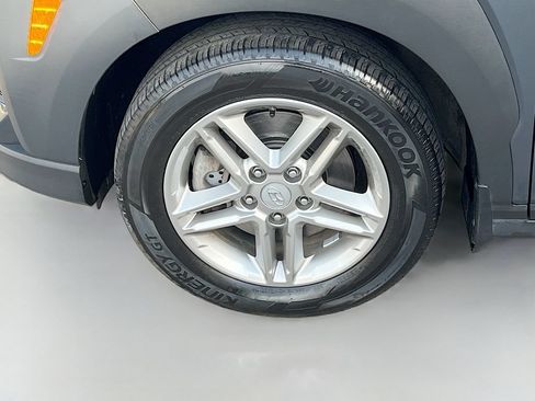 Used 2021 Hyundai Kona SE AWD/4WD image 29