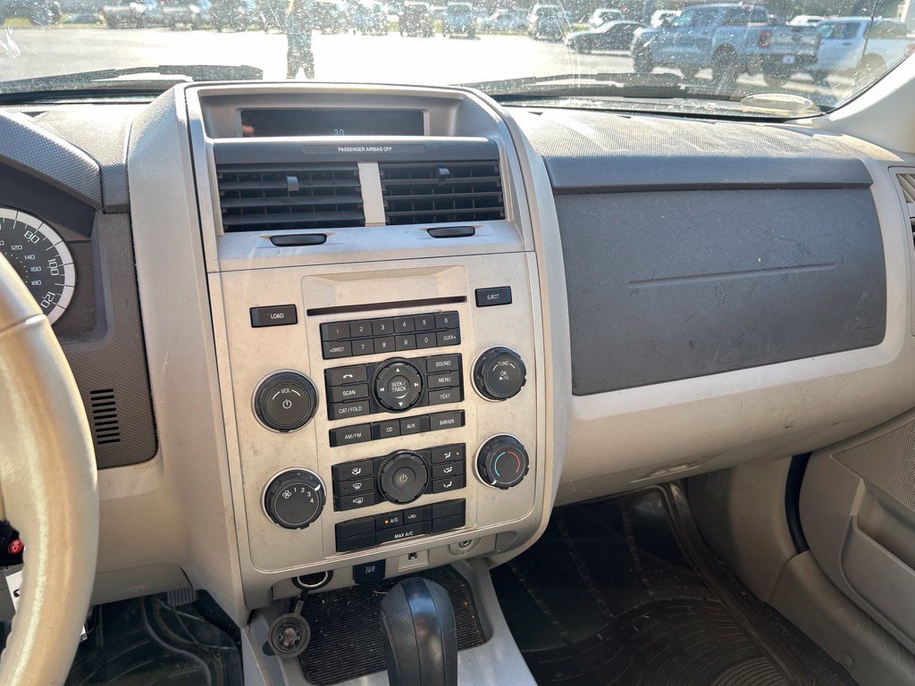 Used 2011 Ford Escape XLT w/ 201A Rapid Spec Order Code AWD/4WD image 14
