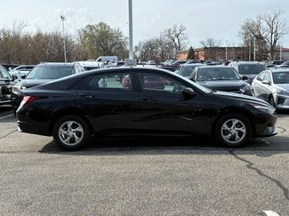 Certified 2023 Hyundai Elantra SE w/ Preferred Accessory Package video 4