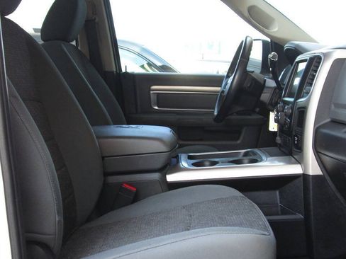 Used 2017 RAM 3500 Big Horn AWD/4WD image 18