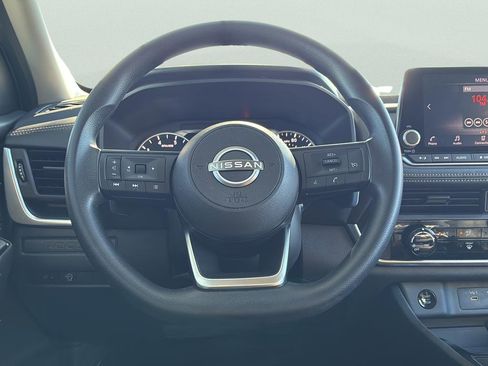 Used 2024 Nissan Rogue S image 26