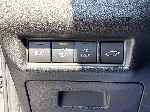 Used 2026 Toyota Grand Highlander AWD Hybrid image 32