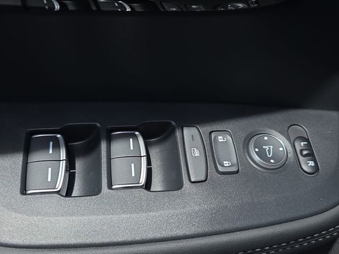 Certified 2025 Acura ADX FWD image 26