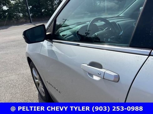Used 2018 Chevrolet Equinox LT FWD image 10