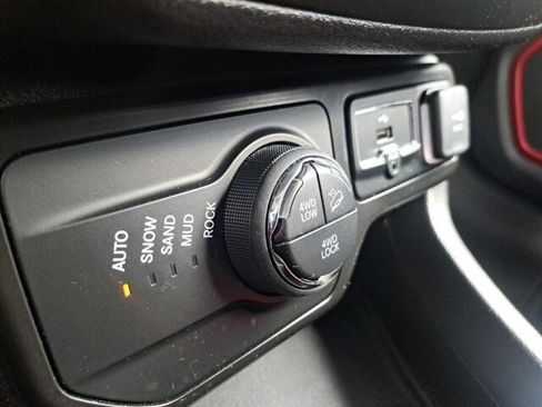 Used 2022 Jeep Renegade Trailhawk w/ Trailer Tow Group image 20