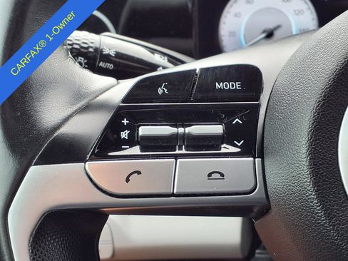 Used 2022 Hyundai Elantra Limited FWD image 29