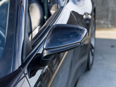 Certified 2022 Porsche 911 50th Anniversary Edition image 17