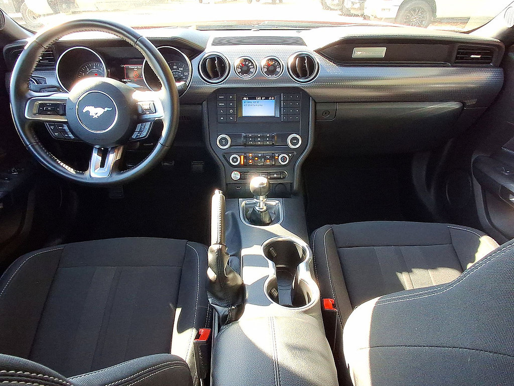 Used 2022 Ford Mustang GT w/ GT Performance Package RWD image 10