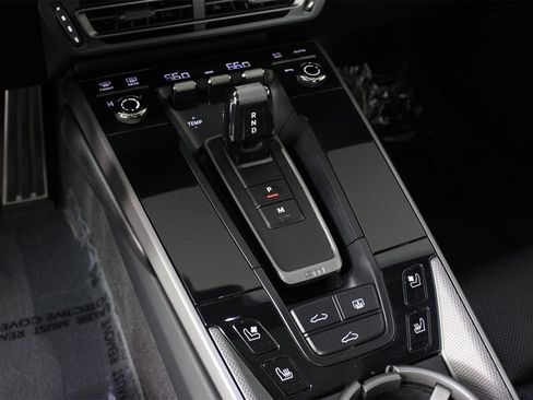 Used 2020 Porsche 911 Carrera image 18