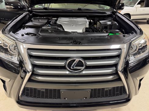 Used 2015 Lexus GX 460 w/ Premium Package AWD/4WD image 32