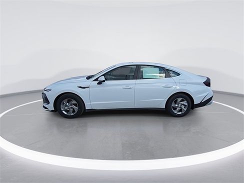 New 2026 Hyundai Sonata SE image 5