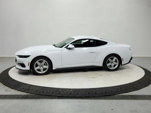 New 2026 Ford Mustang Coupe RWD image 5