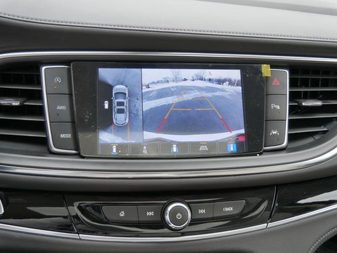 Used 2022 Buick Enclave Avenir w/ Avenir Technology Package image 22