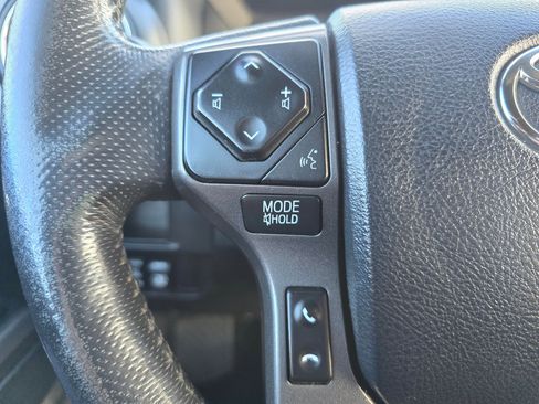 Used 2017 Toyota Tacoma TRD Pro AWD/4WD image 23