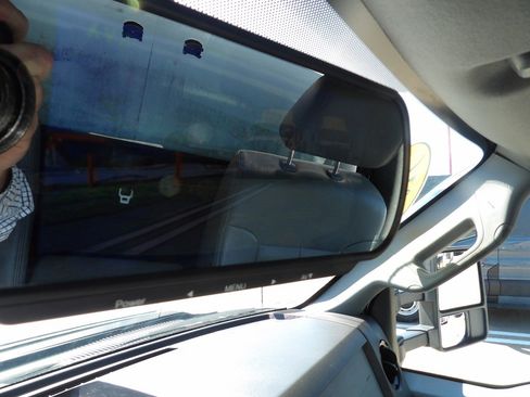 Used 2016 Ford F550 REGULAR CAB DRW 4WD SERVICE /U image 15