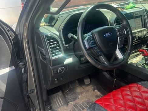 Used 2018 Ford F150 XLT w/ Equipment Group 302A Luxury AWD/4WD image 9